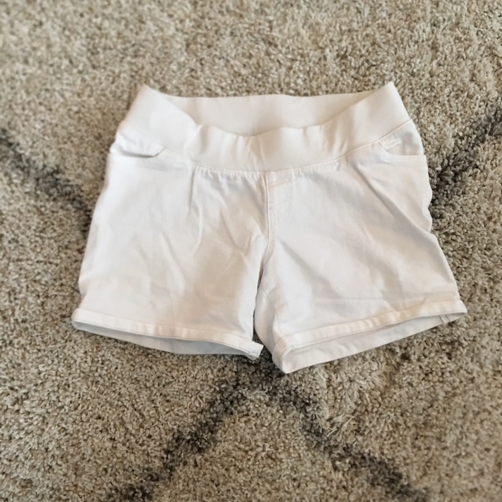 White maternity shorts